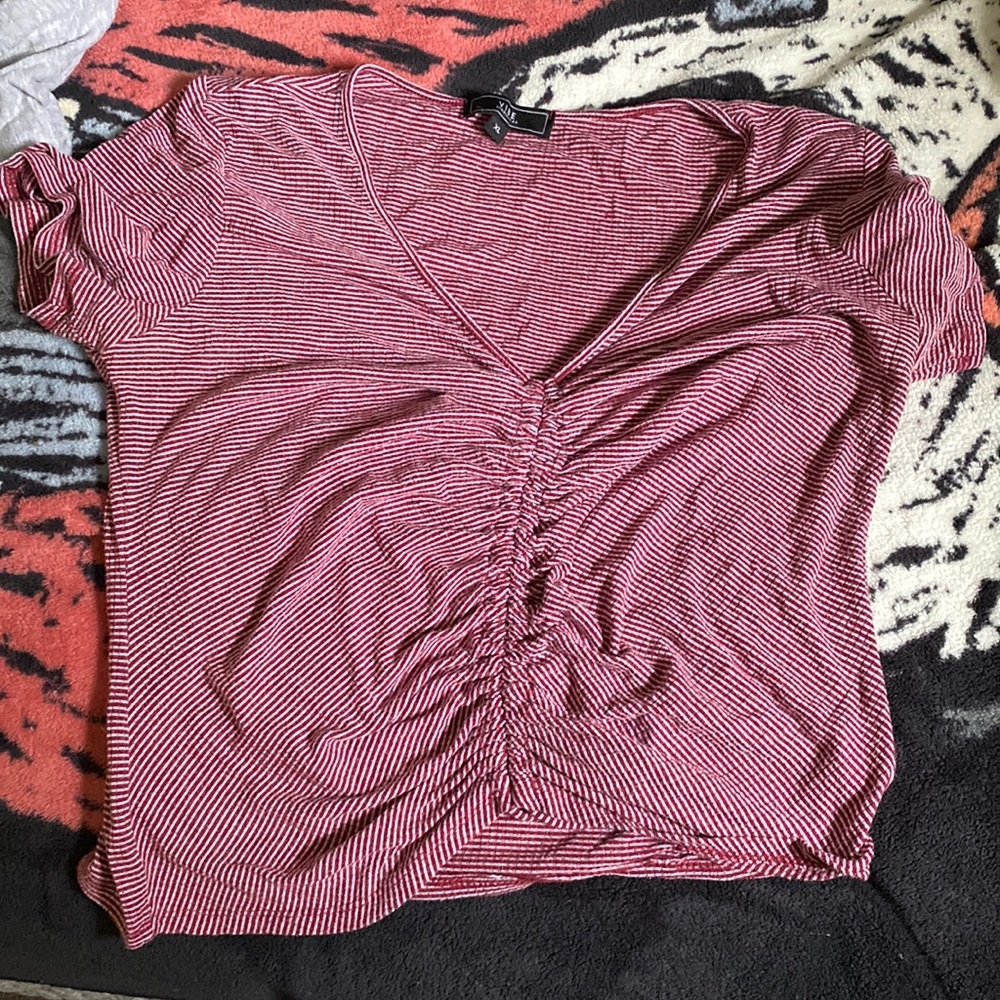 This is a vibe sportswear CROP TOP